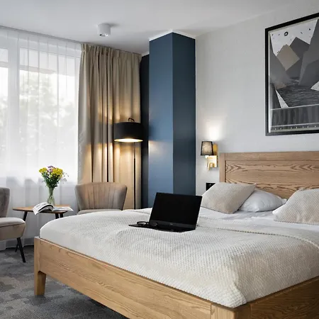 Hotel Rzemieslnik 3*