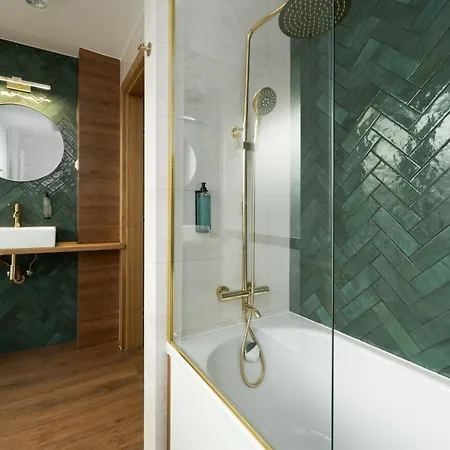 Rzemieslnik 3* ザコパネ