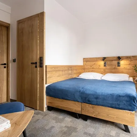 Rzemieslnik 3* ザコパネ